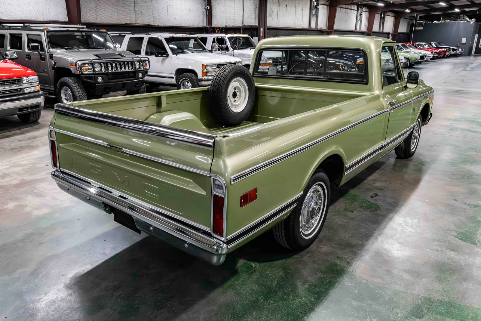 1969-GMC-C10-Green-A19436-37.jpg